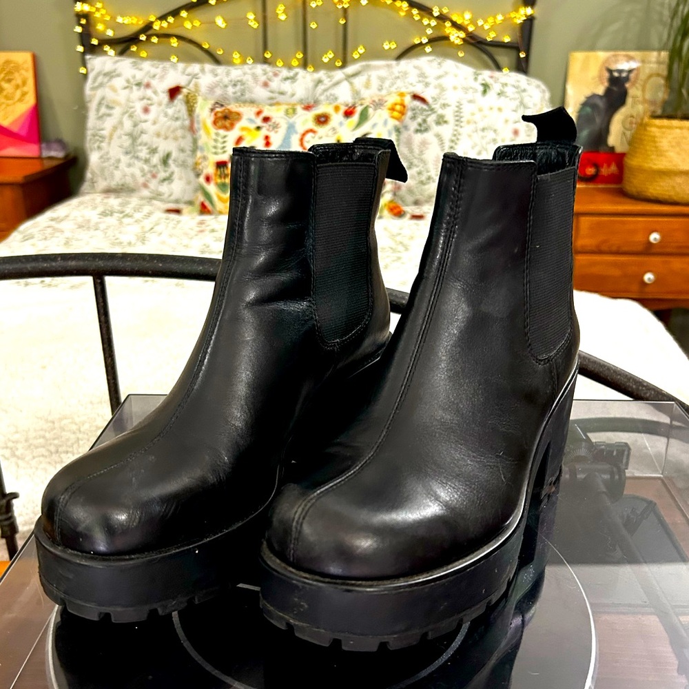 Vagabond Platform Leather Ankle Boots
